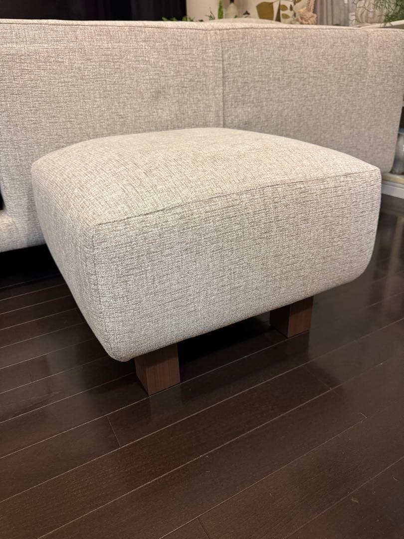 NOYES Decibel Standard オットマン Decibel Standard オットマン」 製品詳細ページ | 国産ソファブランド