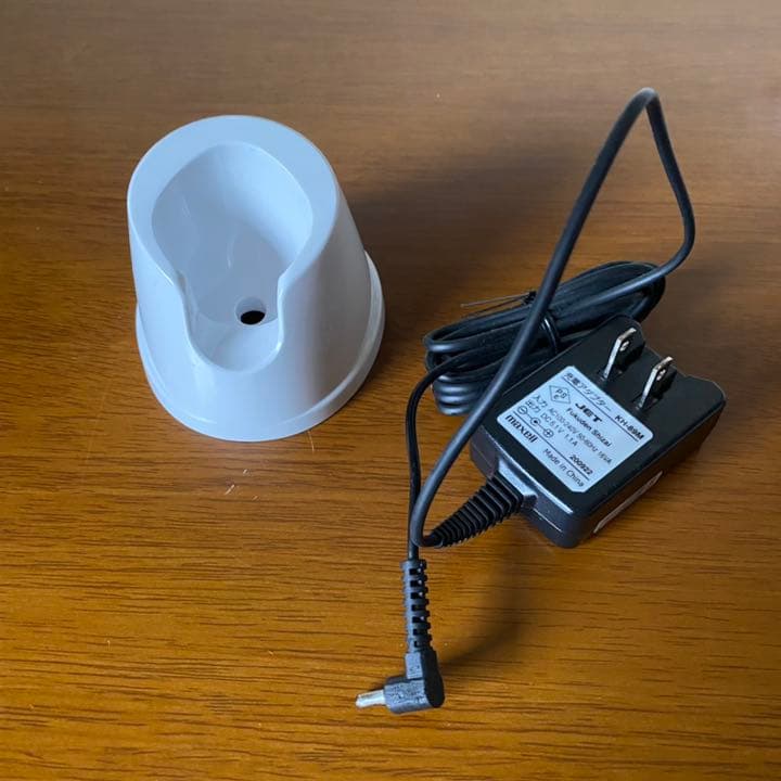 ナリスMEGA BEAUTY 美顔器 充電器・説明書付き メガビューティー