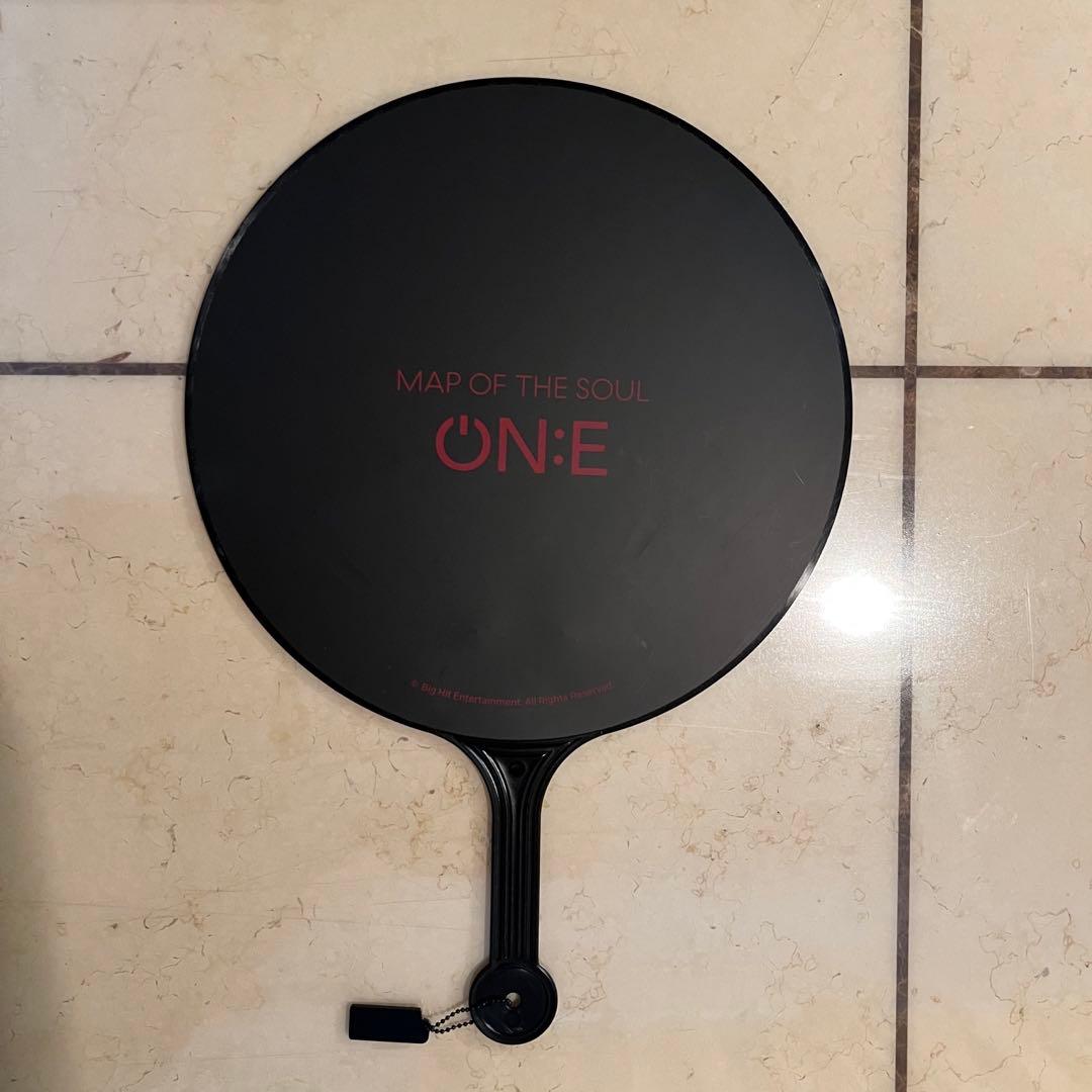 BTS ジミン 公式 うちわ MAP OF THE SOUL ON:E - メルカリ