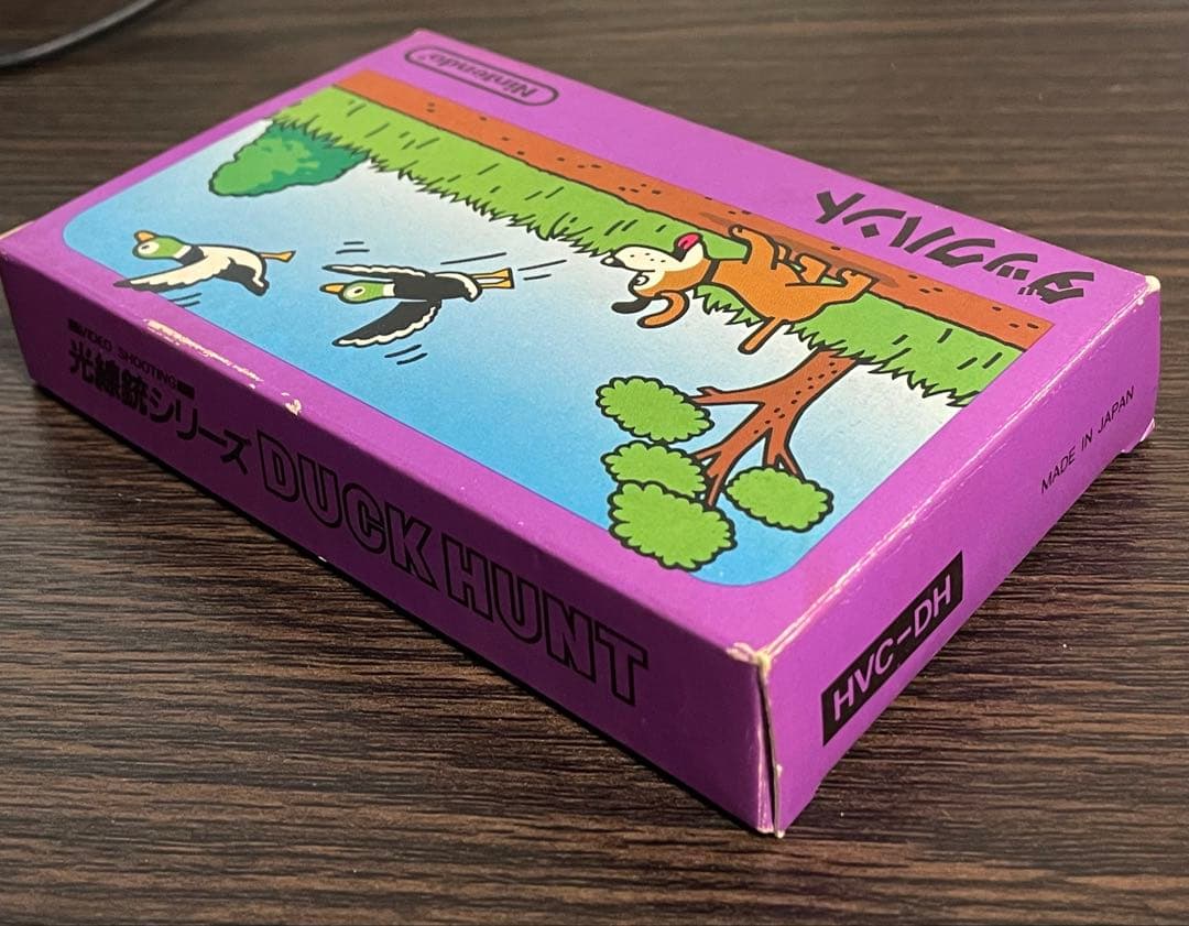 ファミコン 美品 カセット ダックハント 箱 説明書付き - メルカリ