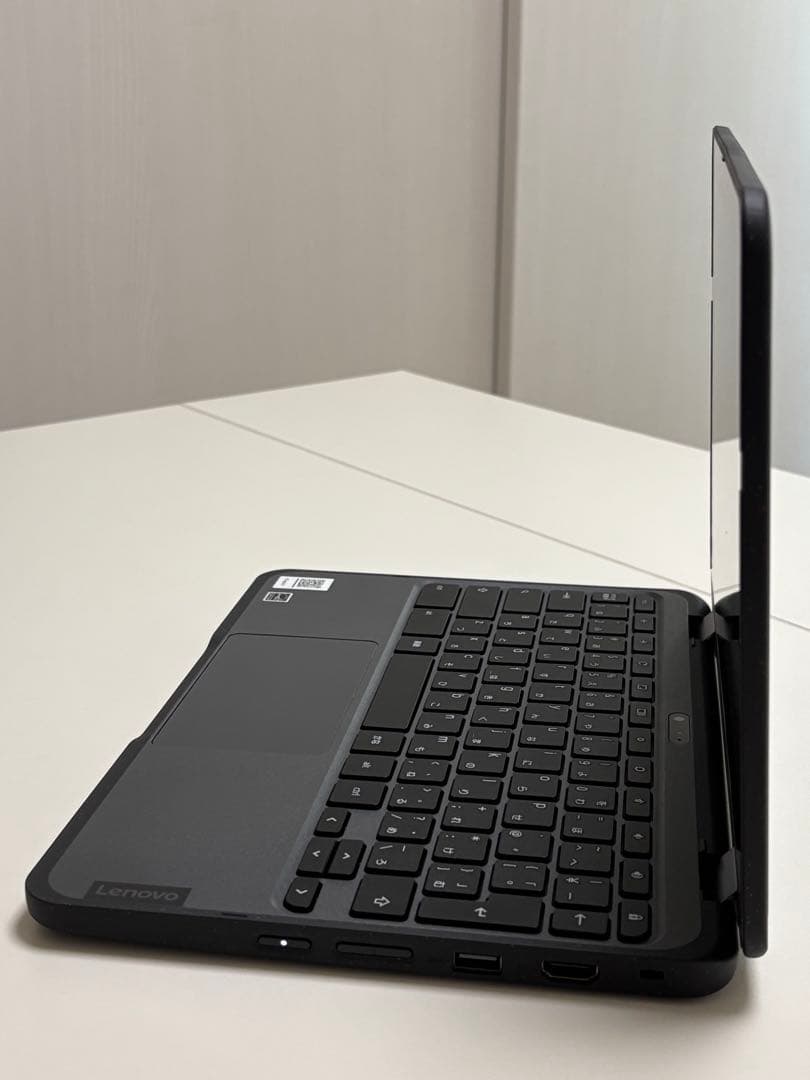 Lenovo 300e Chromebook Gen3 SIMスロット付