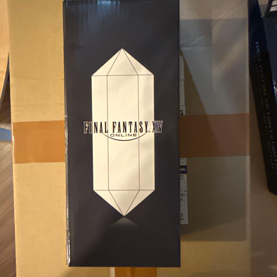 ファイナルファンタジーXIV LEDライト 光のクリスタル - メルカリ