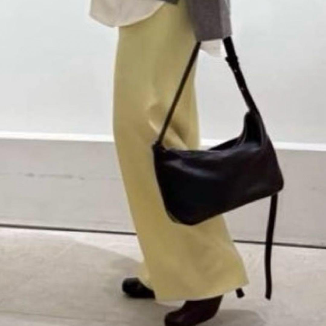 ガリャルダガランテ 【2.718】撥水レザークロスボディバッグ 牛革