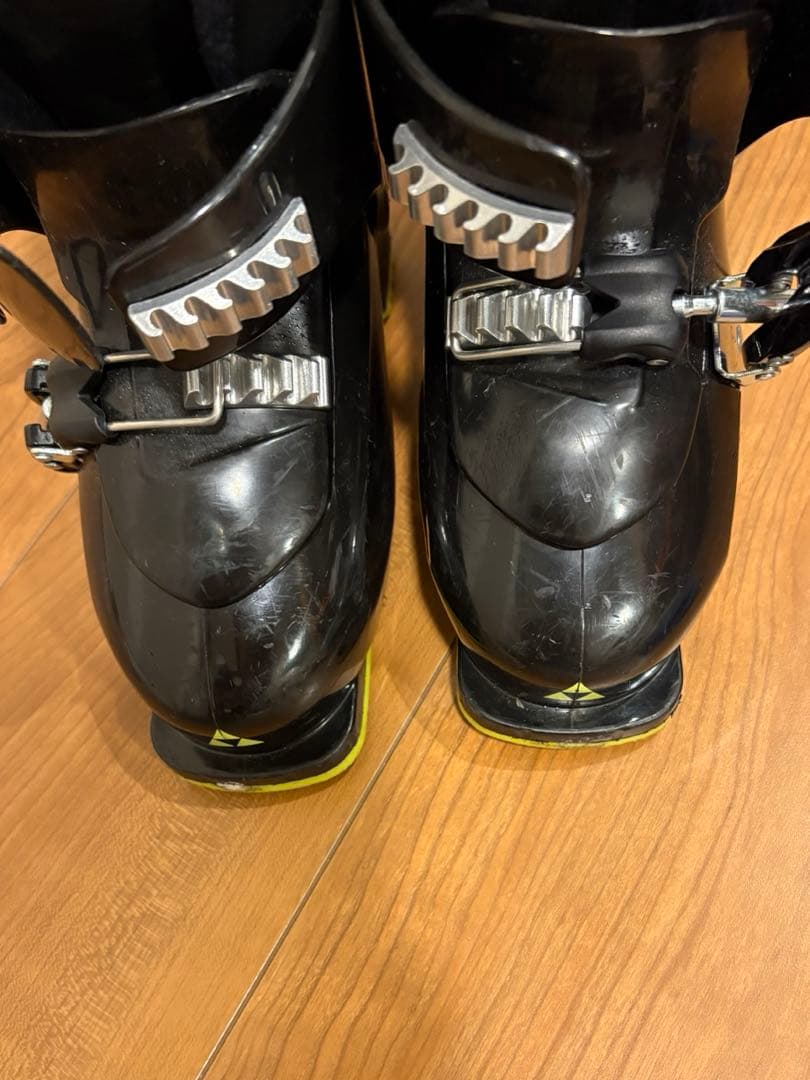 FISCHER RC4 2子ども用スキーブーツ　20、20.5cm 専用