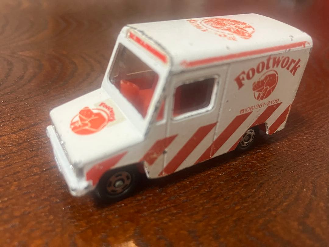 まとめ売り・レアトミカあり】33台セット ＆ 4段パーキング収納ケース