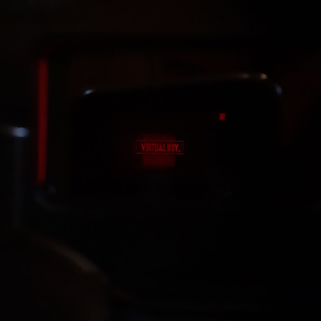 バーチャルボーイ本体 箱なし ACアダプタタップ、レッドアラーム