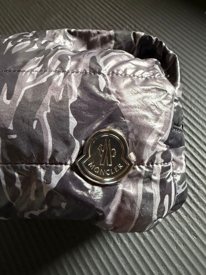 RIMOWA×MONCLER 迷彩ダブルジッパー ポーチ - メルカリ