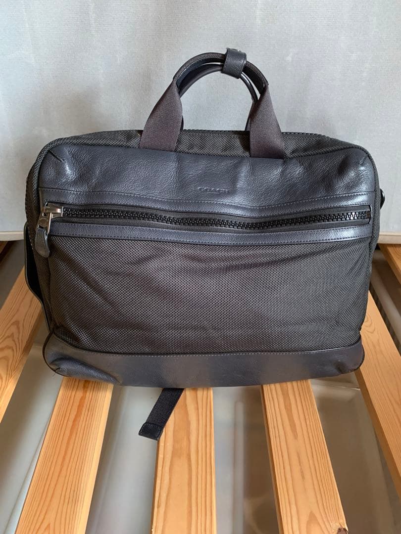 コーチメンズビジネスバック3way コーチが描く、現代のビジネスマンに向けた3WAYバッグのあるべき姿
