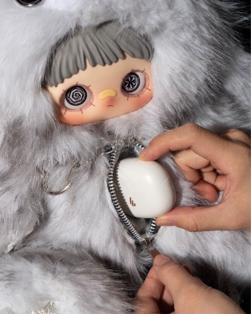 MayMei 霉霉 反逆ぬいぐるみシリーズ メイメイ 400％ 赤 - メルカリ