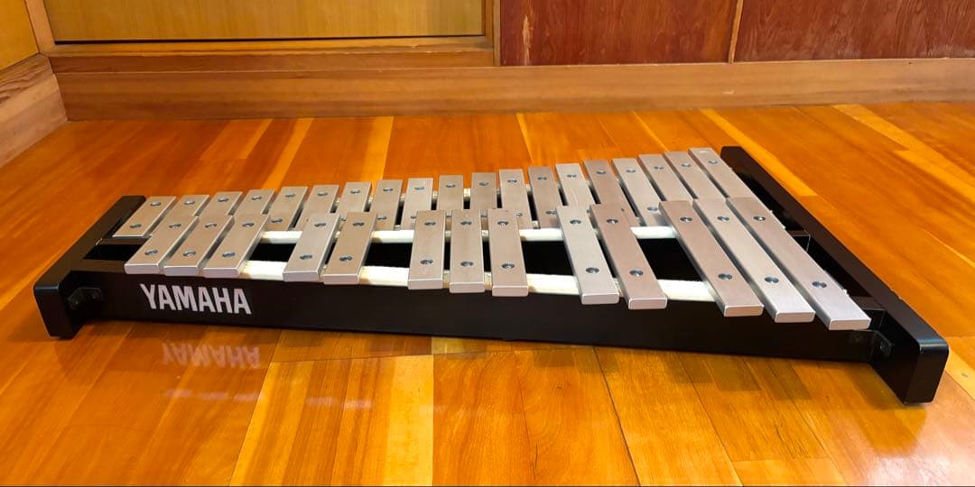 YAMAHA マーチングベル/グロッケン MBL-832 32音 鉄琴 - メルカリ