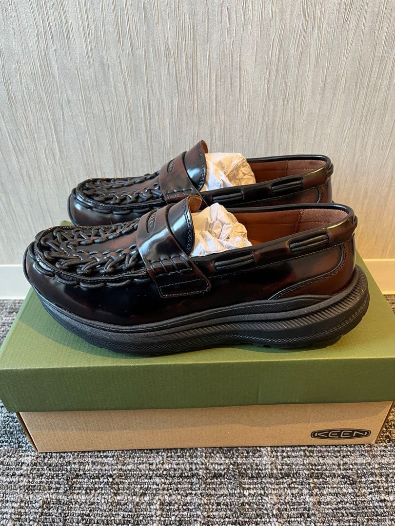 KEEN Uneek Loafer WK Cordovan 26.0cm - メルカリ