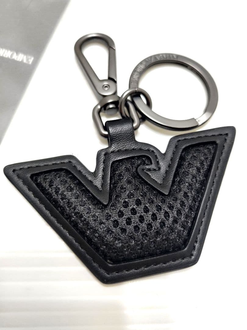 新品 EMPORIO ARMANI キーホルダー E アルマーニ キーリング 黒 - メルカリ