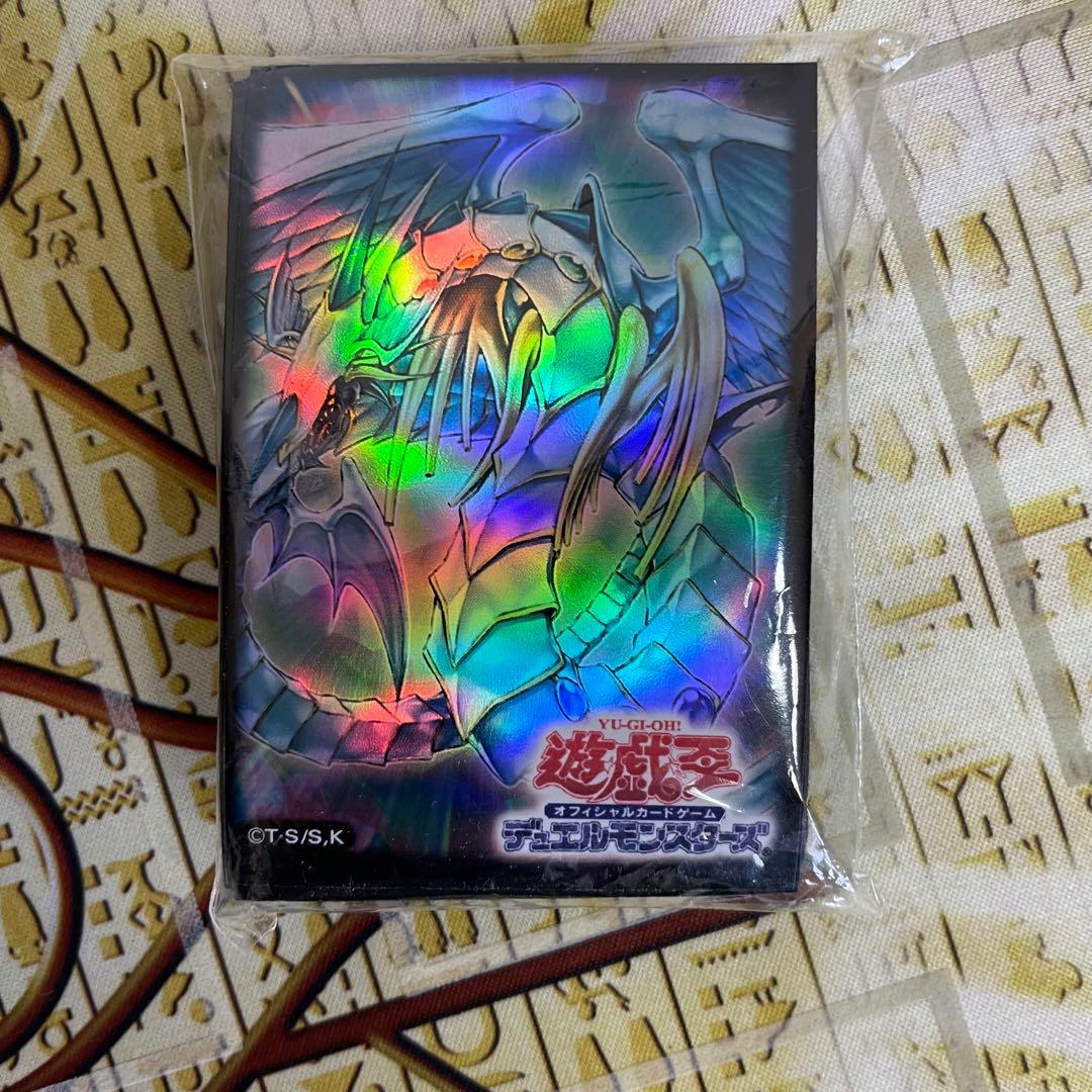 希少】遊戯王 スリーブ 究極宝玉神レインボードラゴン - メルカリ