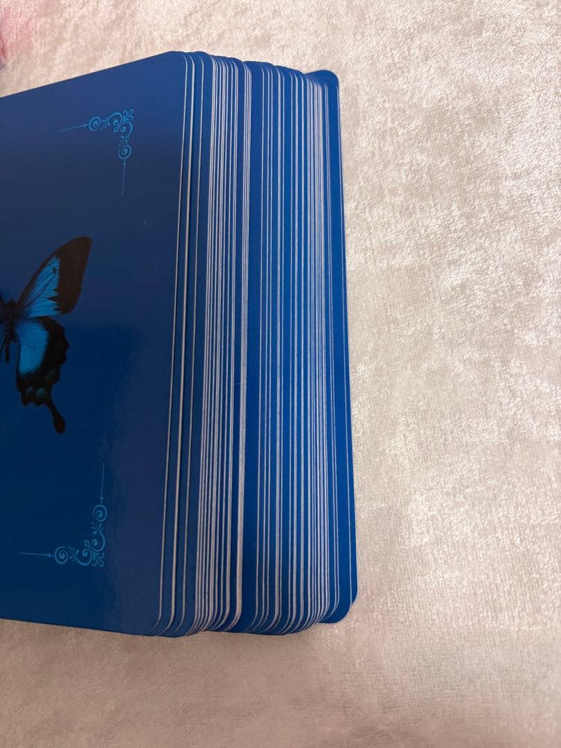 バタフライオラクルカード日本語解説書付き ドリーンバーチュー - メルカリ