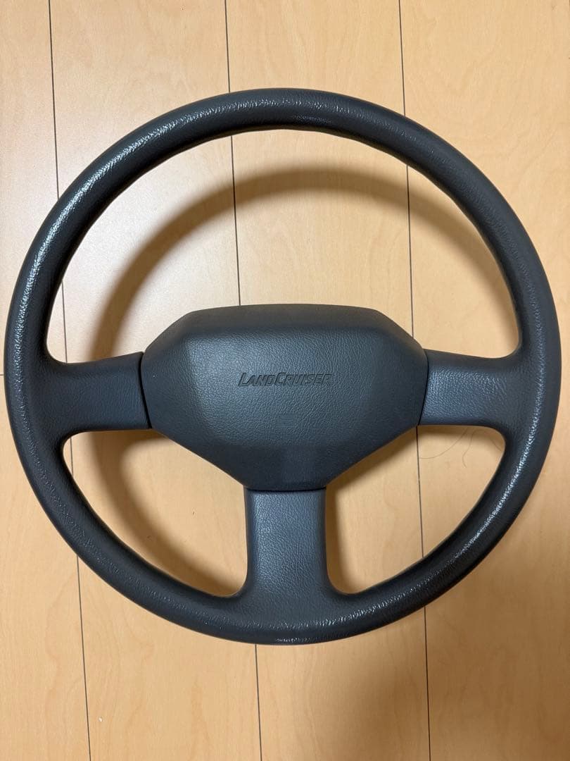 ランドクルーザー70 HZJ77 純正ステアリング ランクル70 純正ステアリング ランドクルーザー70 HZJ77 - メルカリ