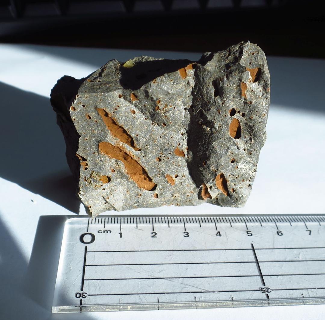 星々みたいな方解石 カルサイトイタリア産 鉱物標本 - メルカリ