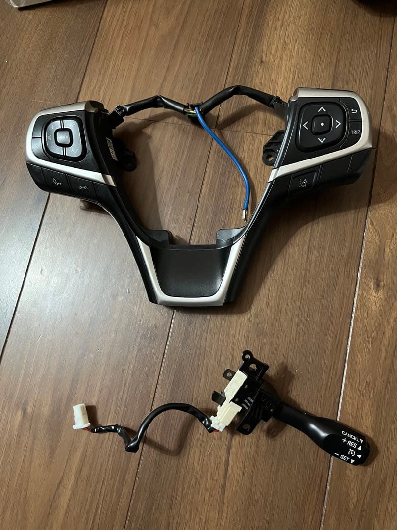 ハリアー60 ステアリングスイッチ　クルーズコントロール トヨタ 60ハリアーZSU60/ZSU65 /H25.12〜H29.6 用/クルーズ