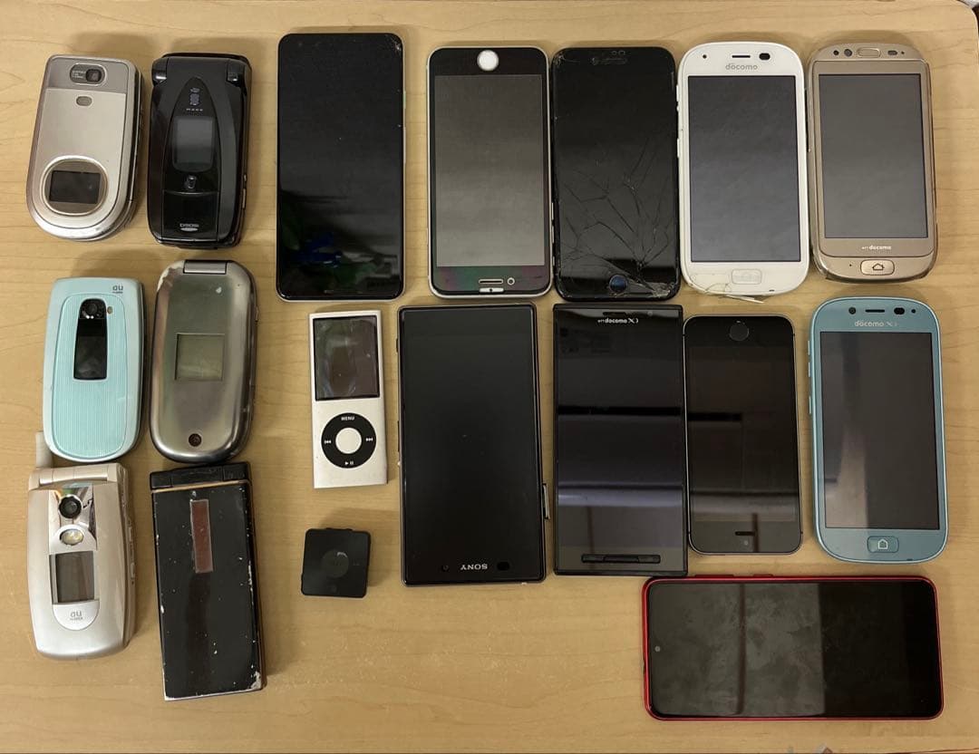 スマホ•ガラケー•タブレットまとめ売り(ジャンク品) - メルカリ