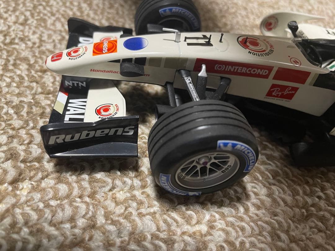 F1 ホンダRA106 1/18 バリチェロ - メルカリ