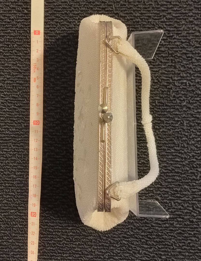 未使用】白ビーズのバック - メルカリ