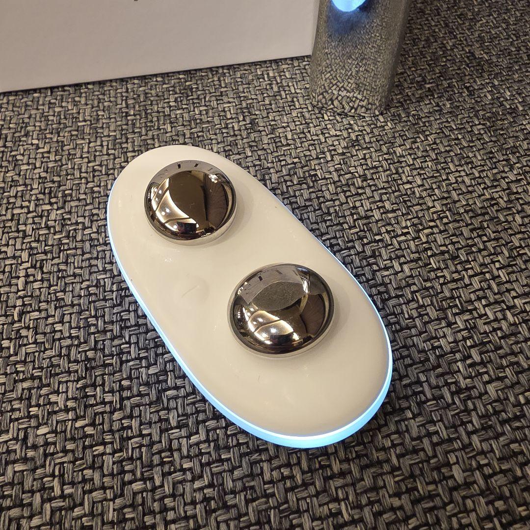 匿名配送 送料込み カレントボディ ZIIP HELLO 美顔器