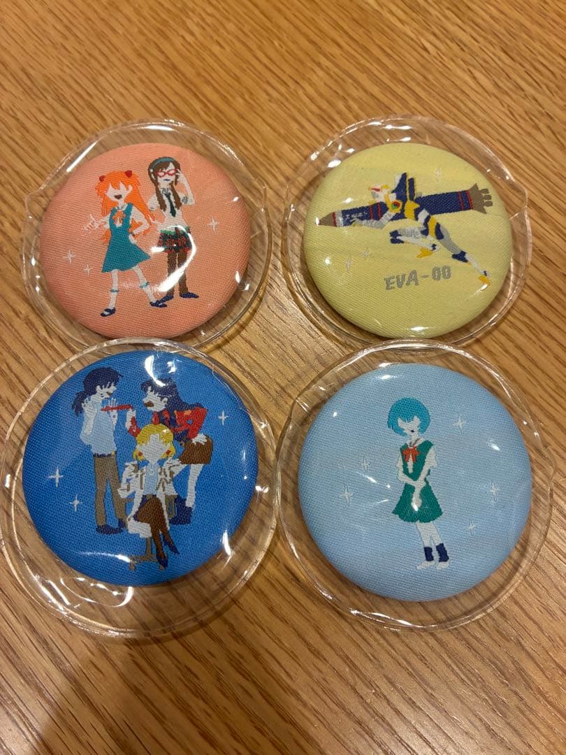 エヴァンゲリオン 缶バッチ 希少品 - メルカリ