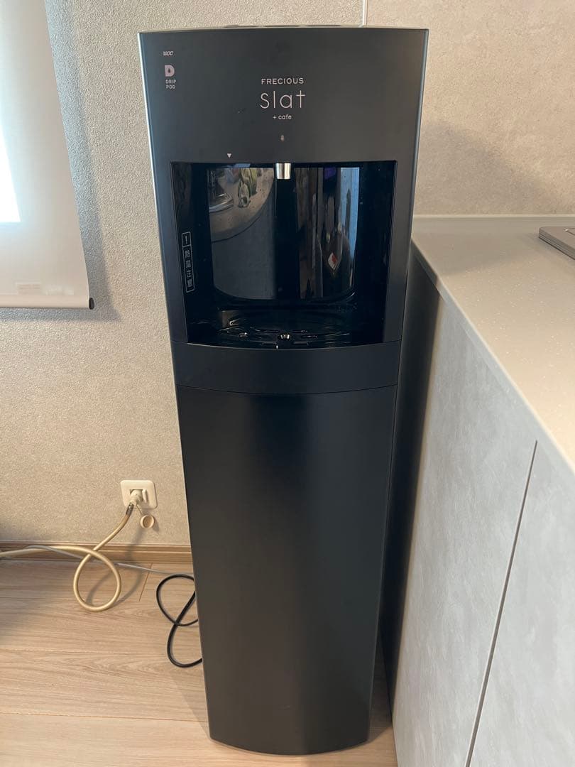 FRECIOUS(フレシャス) Slat+cafe ウォーターサーバー - メルカリ