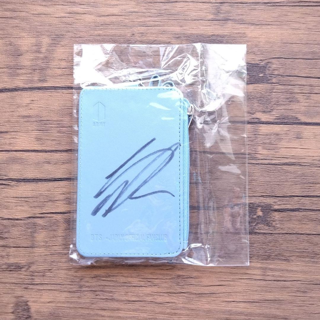 BTS JPFC FC継続特典 当選 直筆サイン入り パスケース SUGA - メルカリ