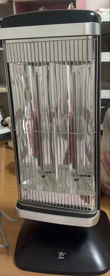 アラジン 遠赤グラファイトヒーター AEH-2G10AJ（2021年製） アラジン 冷暖房機器 【新品同様】遠赤グラファイトヒーター グリーン