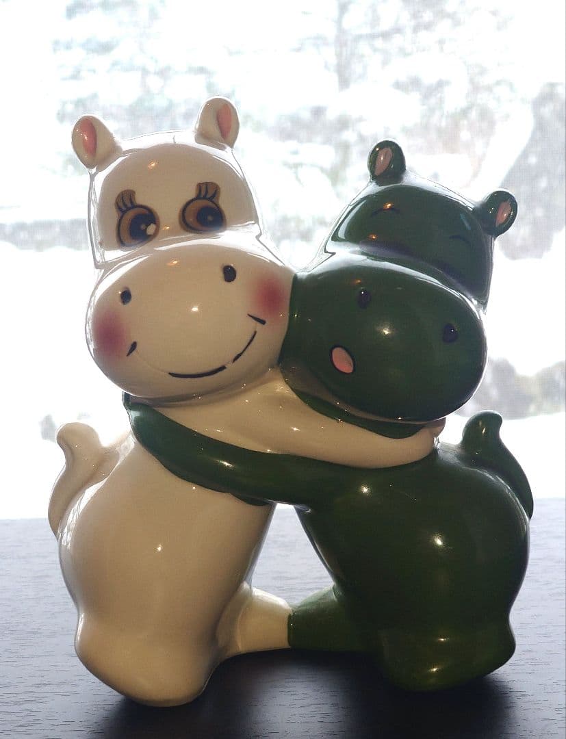 主観 無版権　ムーミン ＆ノンノン　陶器貯金箱　ネット検索しても唯一無二 主観 無版権 ムーミン ＆ノンノン 陶器貯金箱 ネット検索しても唯一無