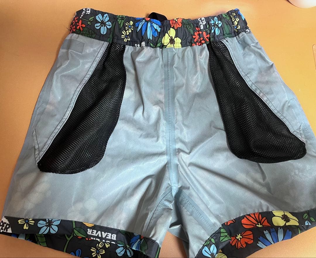 美品】SUPER BEAVER × kiu ハーフパンツ Mサイズ 完売品 - メルカリ