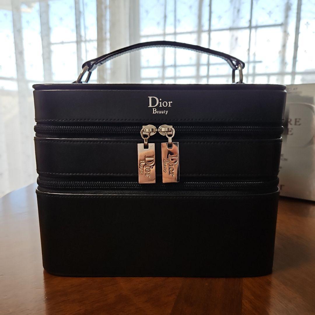 Christian Dior☆ Dior Beauty メイクボックス 新品 - メルカリ