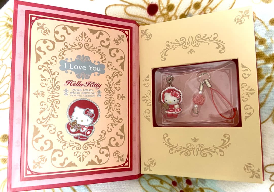 嶽本野ばら ハローキティ 本付きストラップ根付け T116349411