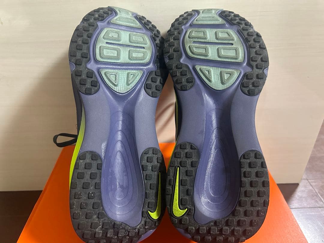 26.0cm ナイキ NIKE ボメロ18