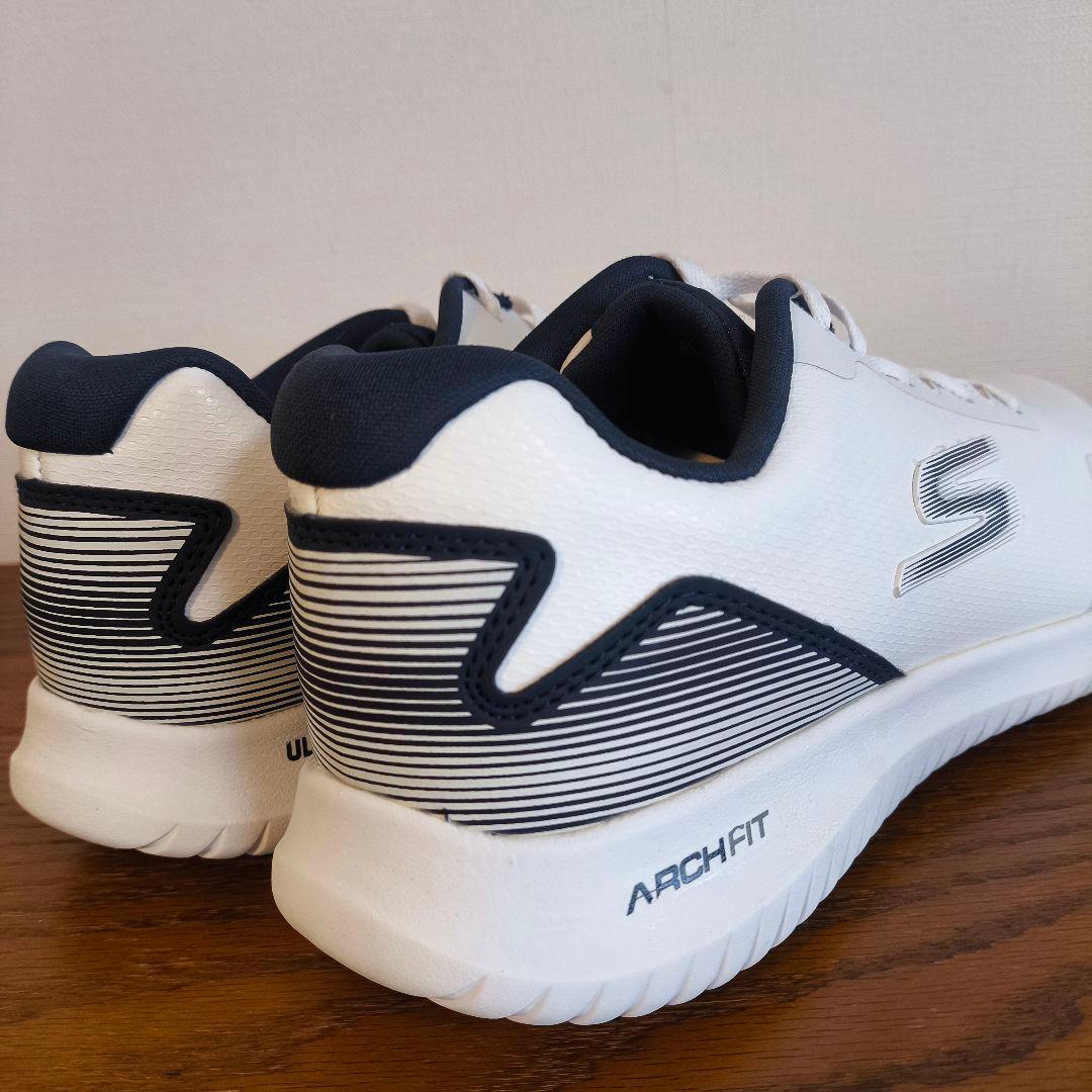 未使用　スケッチャーズ　Arch Fit　GO GOLF Max2　27.0cm