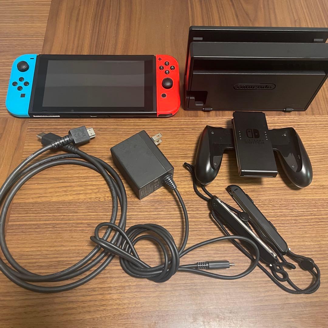 Nintendo Switch 本体 ネオンブルー/ネオンレッド　※外箱なし Amazon.co.jp: 【整備済み品】 Nintendo Switch ネオンブルー・ネオン