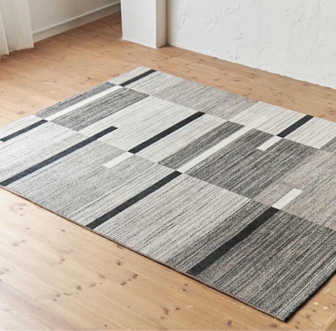✴︎SALE✴︎【Rigna】INFINITY ストライプ模様 グレー系ラグ 大判 パッチワーク ラグ(ストライプ/グレー) | リグナ通常品 | おしゃれな