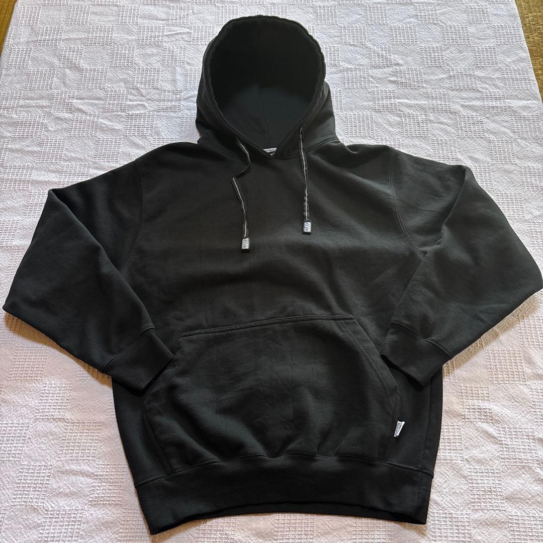 flesh and blood 誘惑の欲望、ヌゥ/Nuu CF サインド