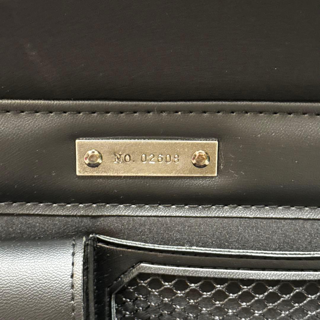 希少レア☆BIOHAZARD 5周年特別記念BOX アタッシュケース 美品 - メルカリ