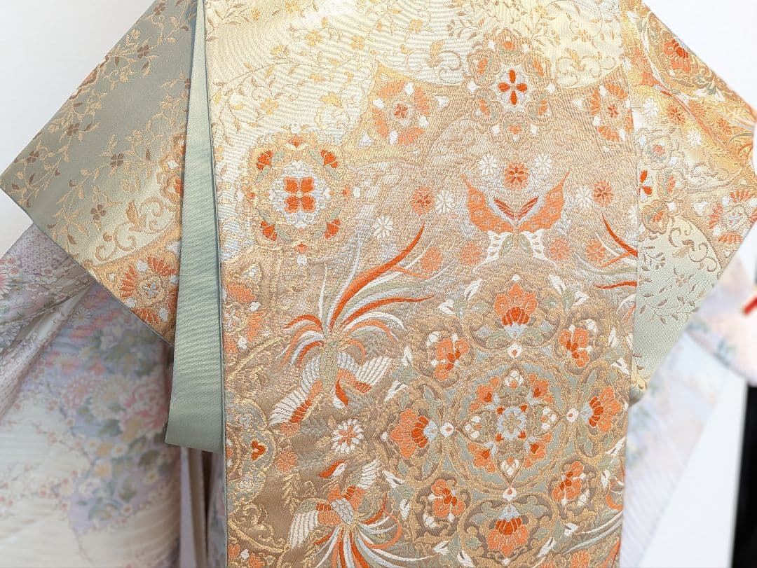 振袖フルセット 身丈161裄62 金彩 白系 逸品 成人式 - メルカリ