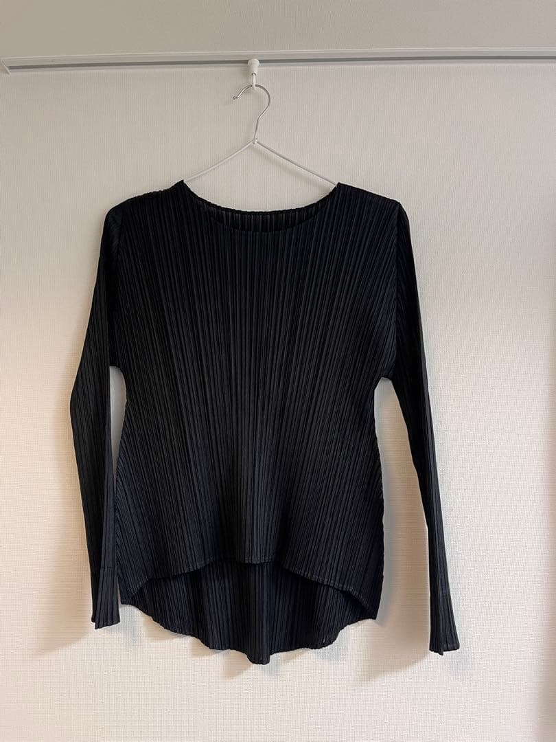 PLEATS PLEASE 長袖トップス Pleats Please Issey Miyake Black Long-Sleeve Light Wave Top