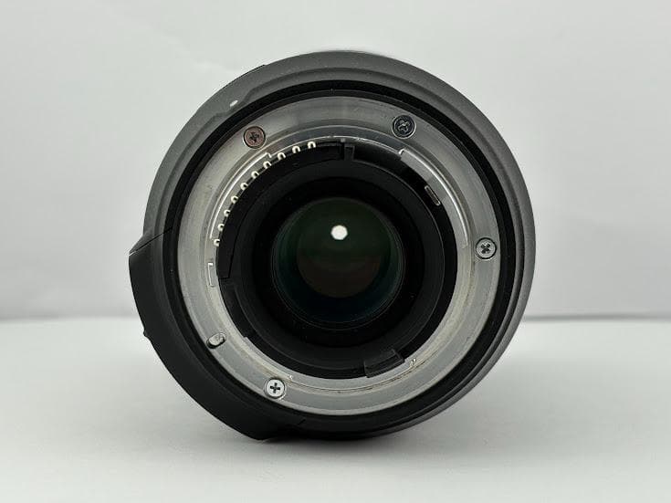 ★極上品★ニコンAF-S DX NIKKOR 18-200mm F3.5-5.6