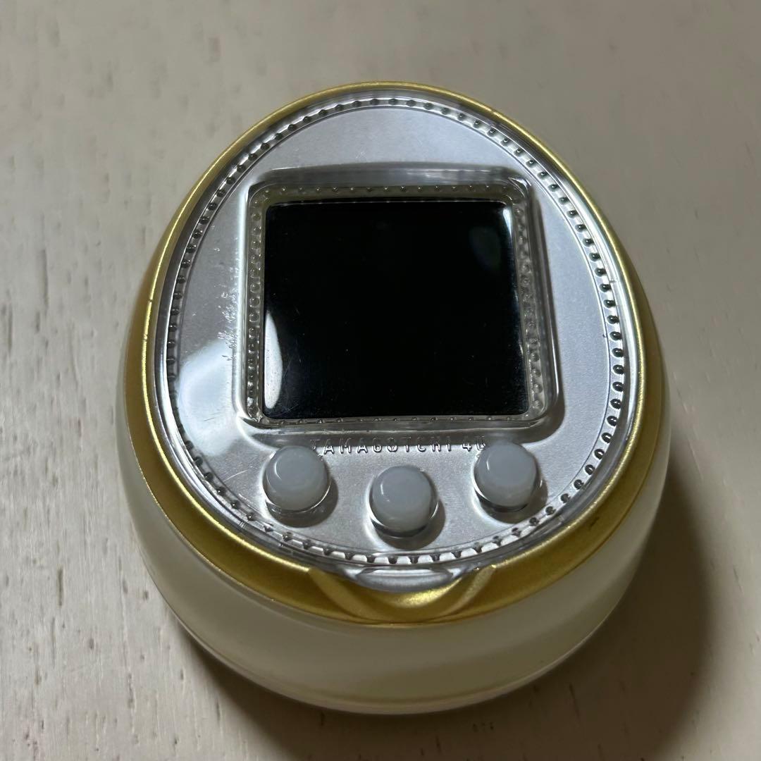 たまごっち 4Uフォーユー ホワイト TAMAGOTCHI - メルカリ