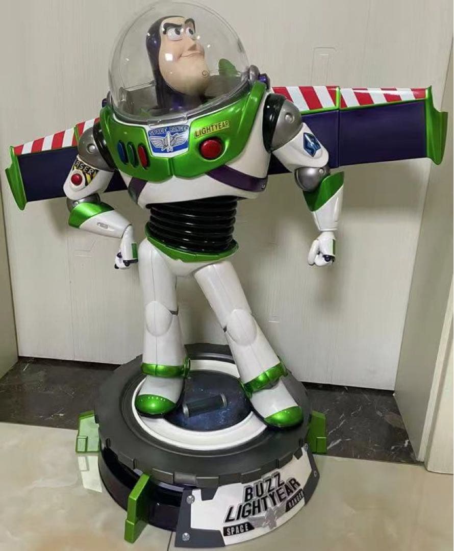 トイストーリー Paladin バスライトイヤー ト 電気めっき色 フィギュア トイ・ストーリー バズライトイヤー メタリック トーキング フィギュア