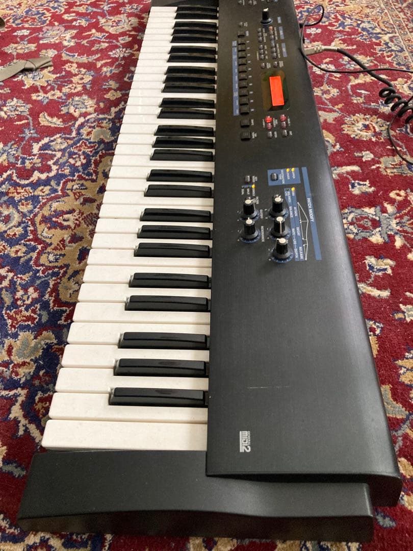 Roland JUNO D ローランド シンセサイザー 61鍵 - メルカリ