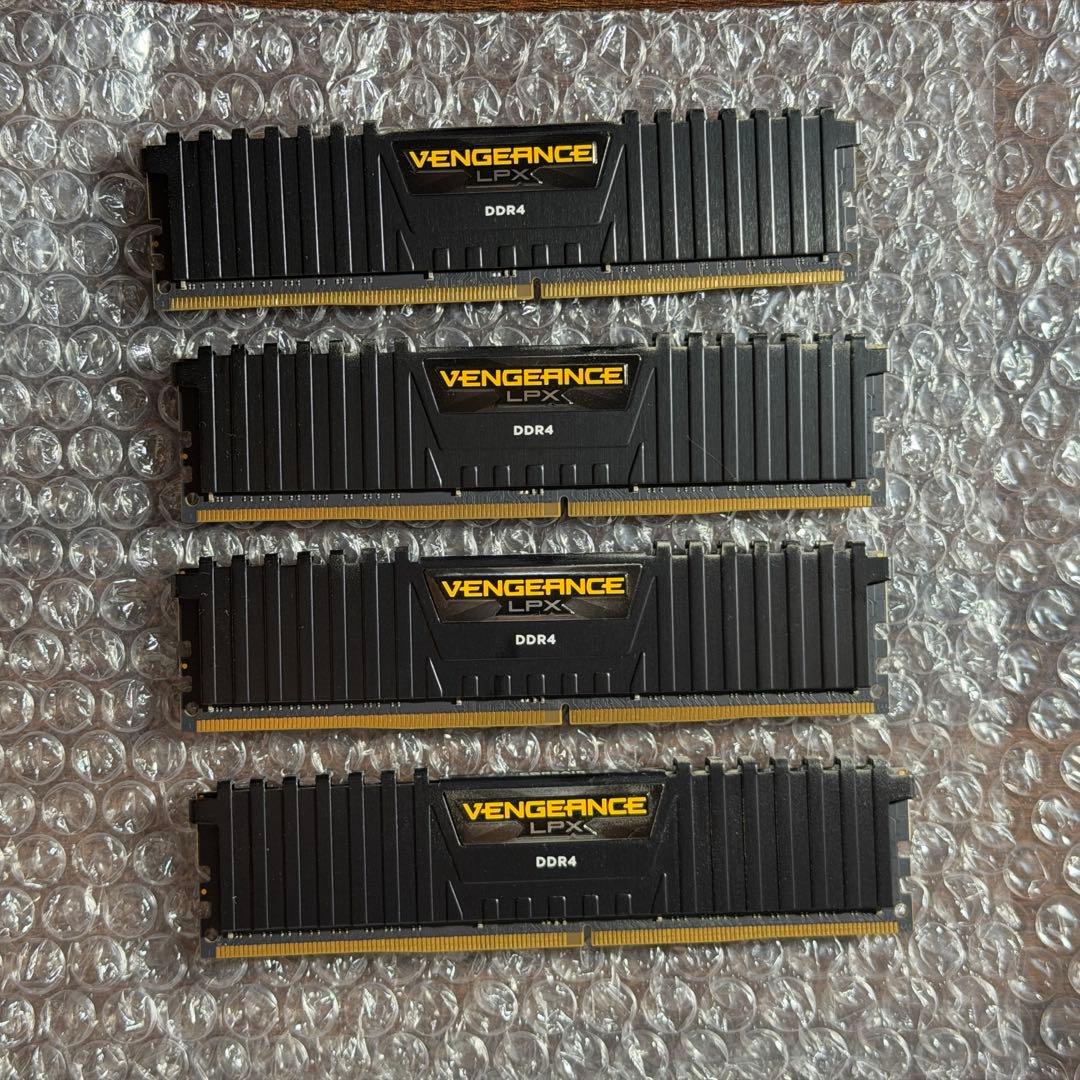 DDR-4 メモリ64セット CMK32GX4M2A2666C16 Amazon | CORSAIR DDR4 デスクトップPC用 メモリモジュール VENGEANCE