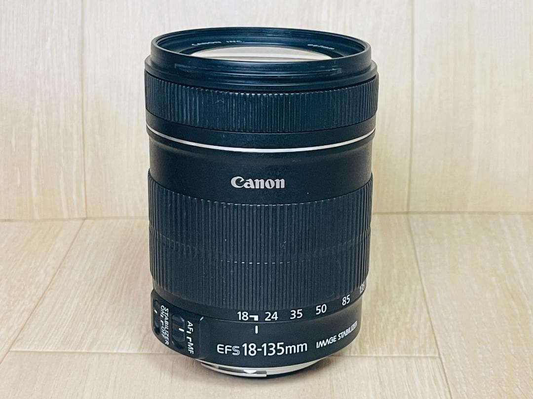 ★美品★ Canon EF-S 18-135mm F3.5-5.6 IS STM
