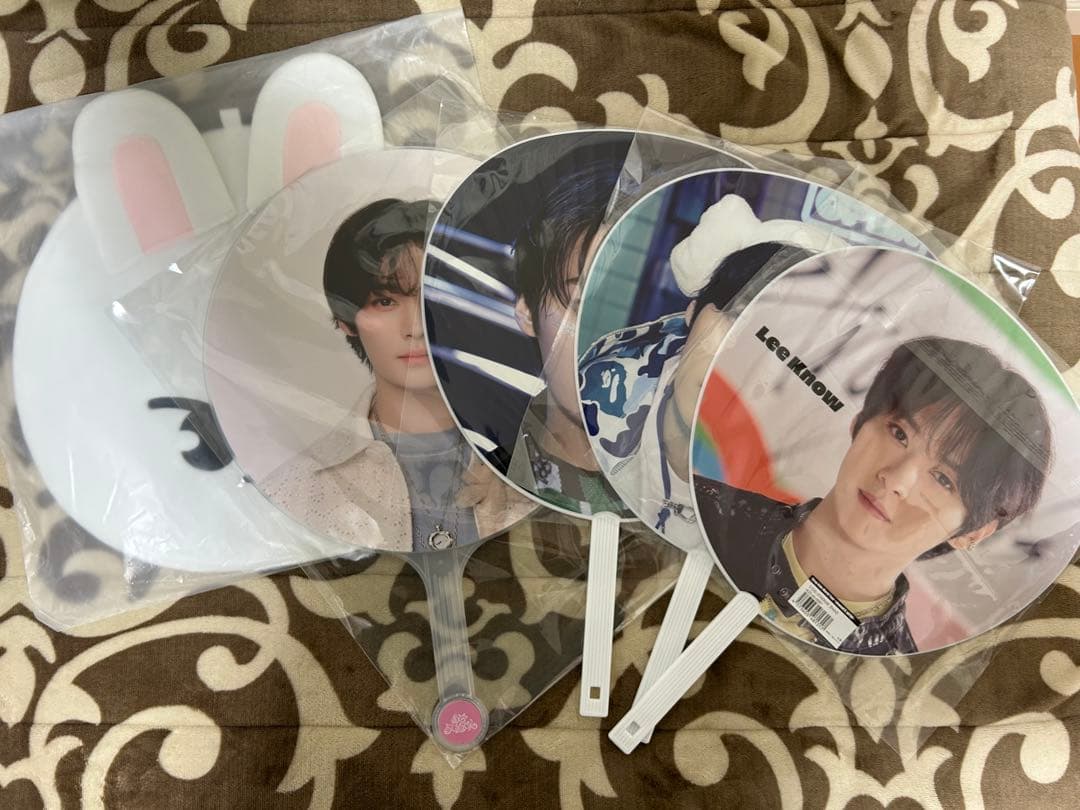 straykids リノ うちわ うちわケース まとめ売り - メルカリ