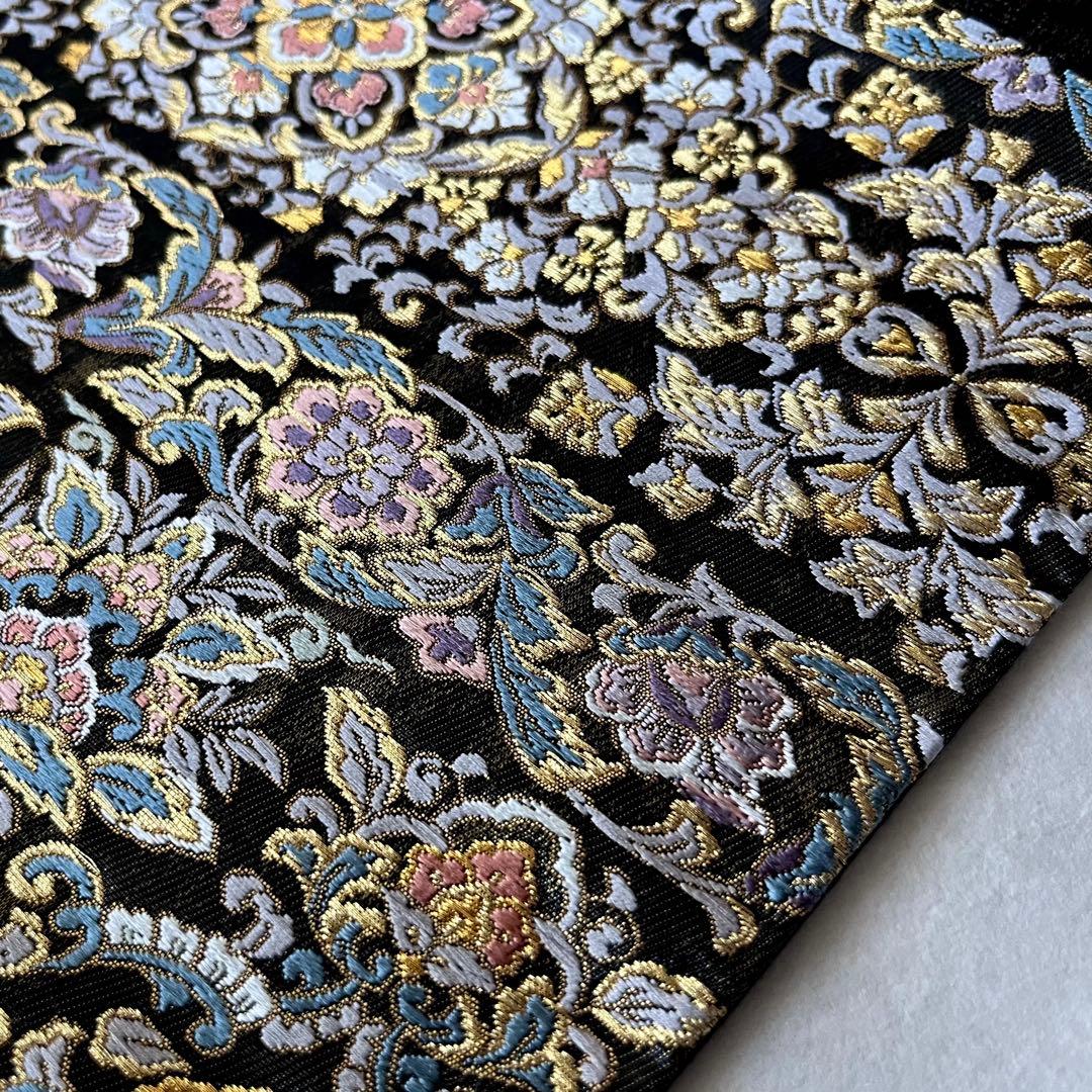 六通柄袋帯 宝相華文様 瑞花文 花唐草 金糸 黒色 通好み逸品 粋 大人の