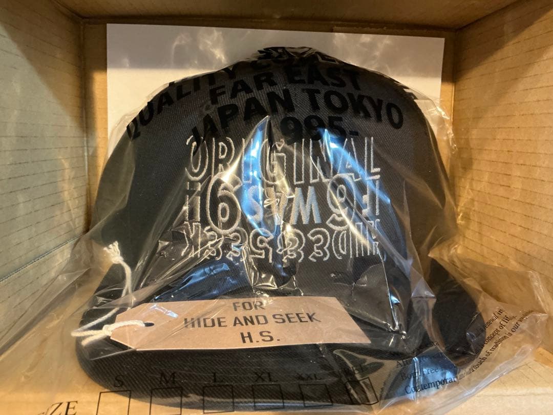 Hide and Seek × Toru Nishiura CAP 黒 - メルカリ